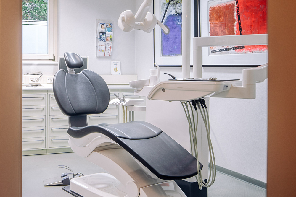 Zahnarzt Konstanz - Laubach & Partner - Behandlungszimmer